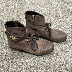 Steve Madden size 8.5 booties